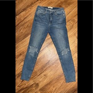 Free People Skinny jeans SIZE 27!
